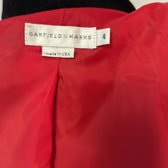 GARFIELD & MARKS Black and red pinstripe Suit  size 4 - Picture 11 of 16